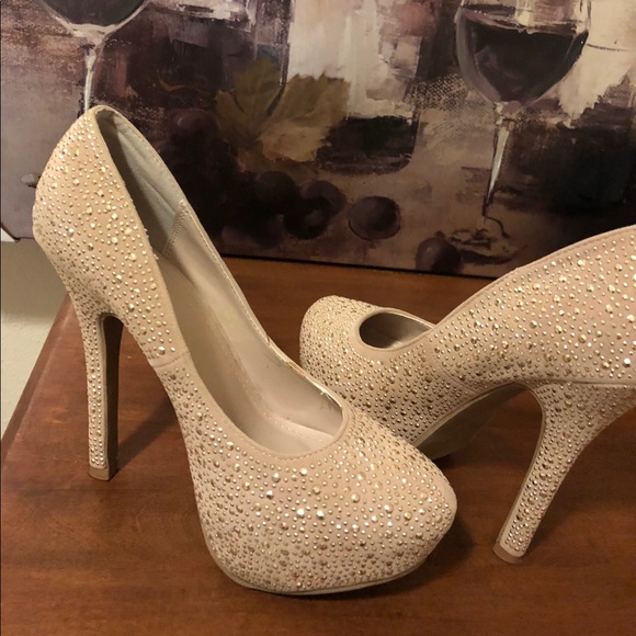 Super Cute Platform Shoes - Worn Once - Picture 2 of 3